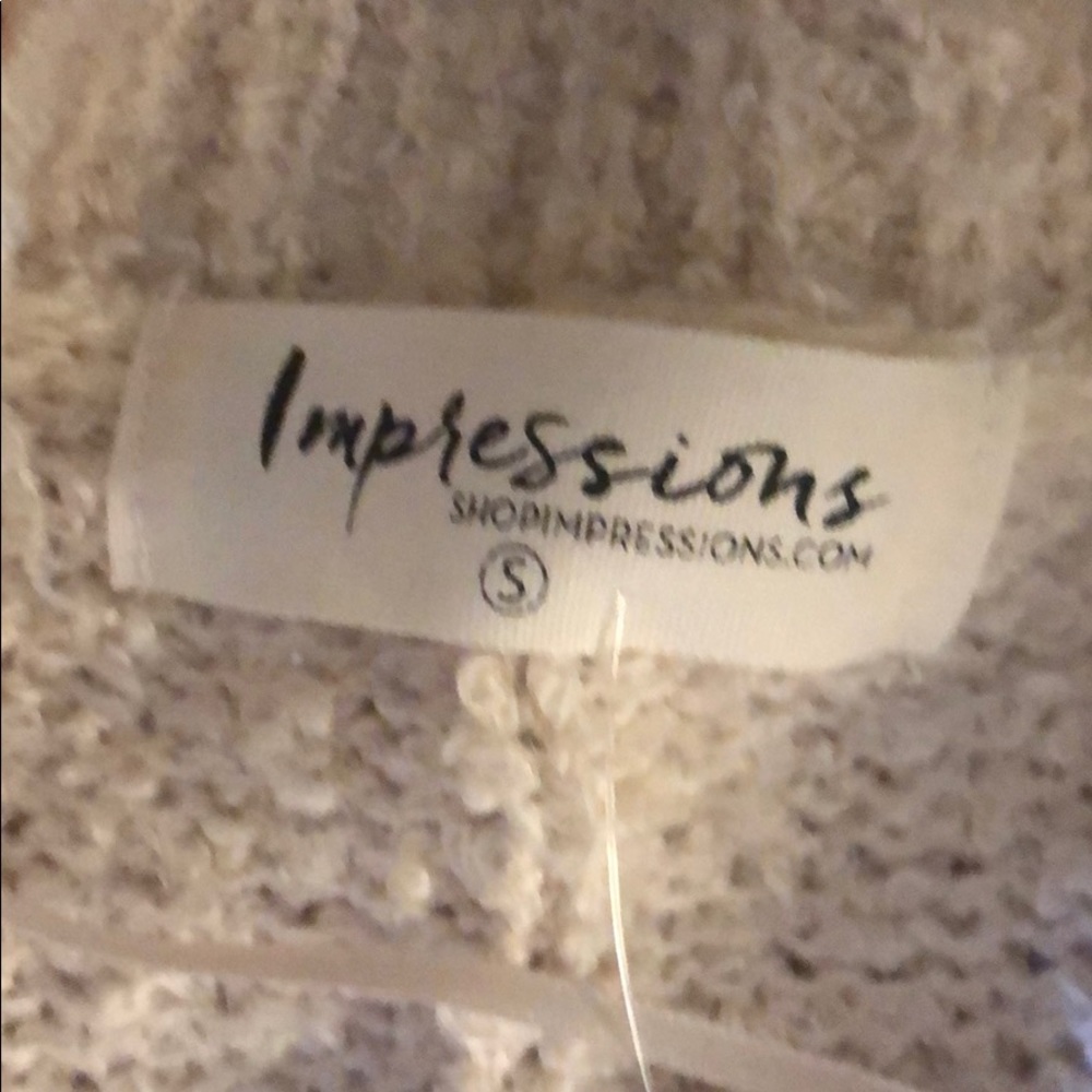 Super soft very cute striped cardigan. Small - Picture 6 of 7